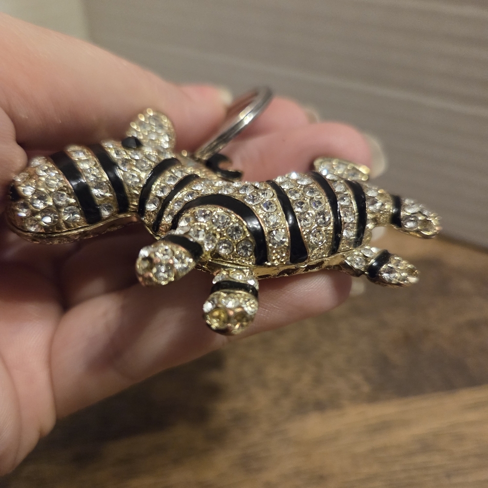 Zebra Crystal Rhinestone Pendant Keychain - Picture 11 of 12